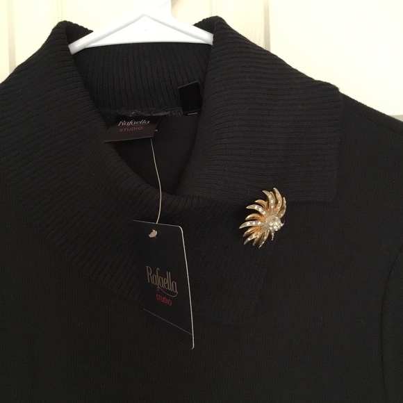 Black ￼Split Turtleneck Pullover Sweater￼ - Picture 3 of 12